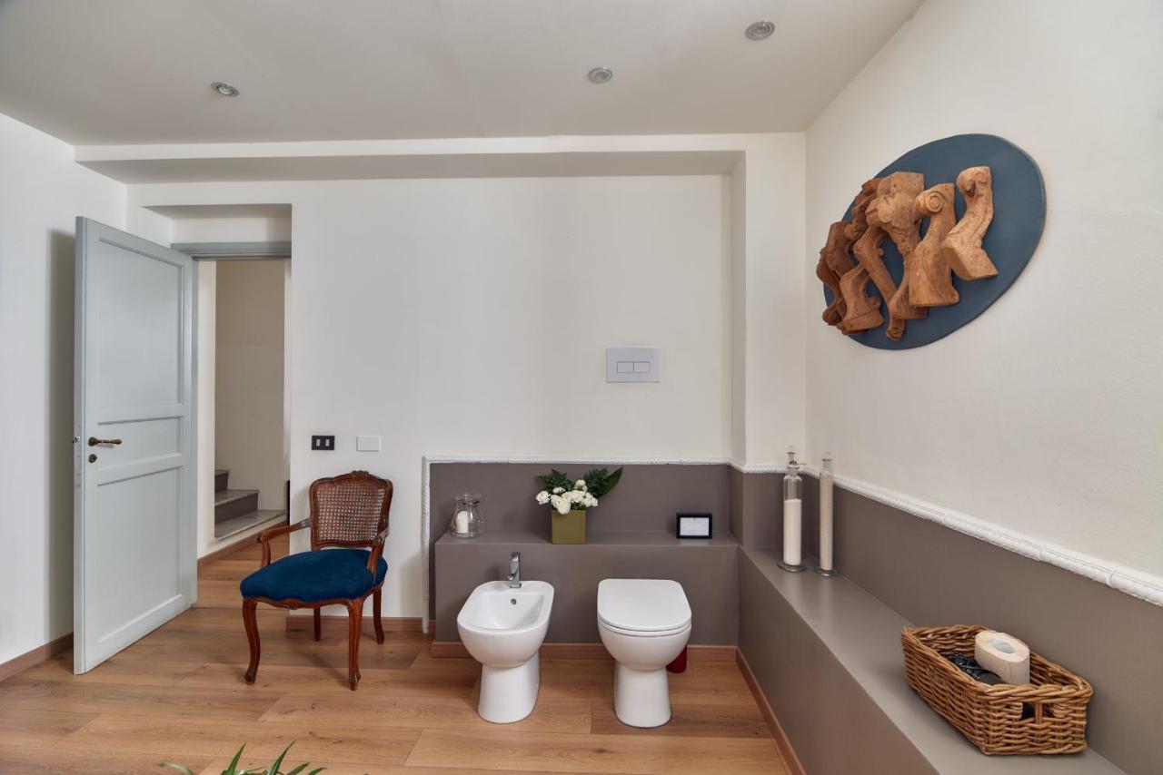 L' Hotellerie Easy Suites ปาแลร์โม ภายนอก รูปภาพ