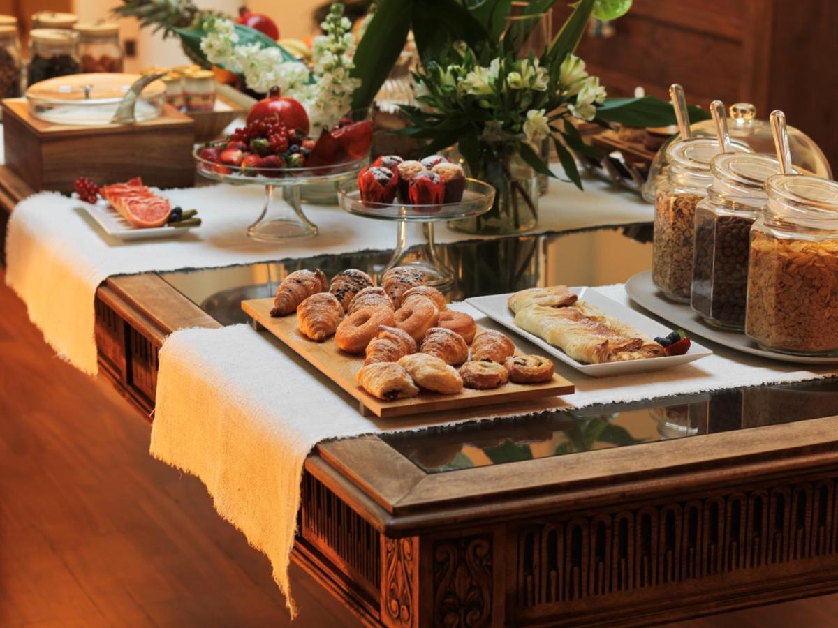 L' Hotellerie Easy Suites ปาแลร์โม ภายนอก รูปภาพ