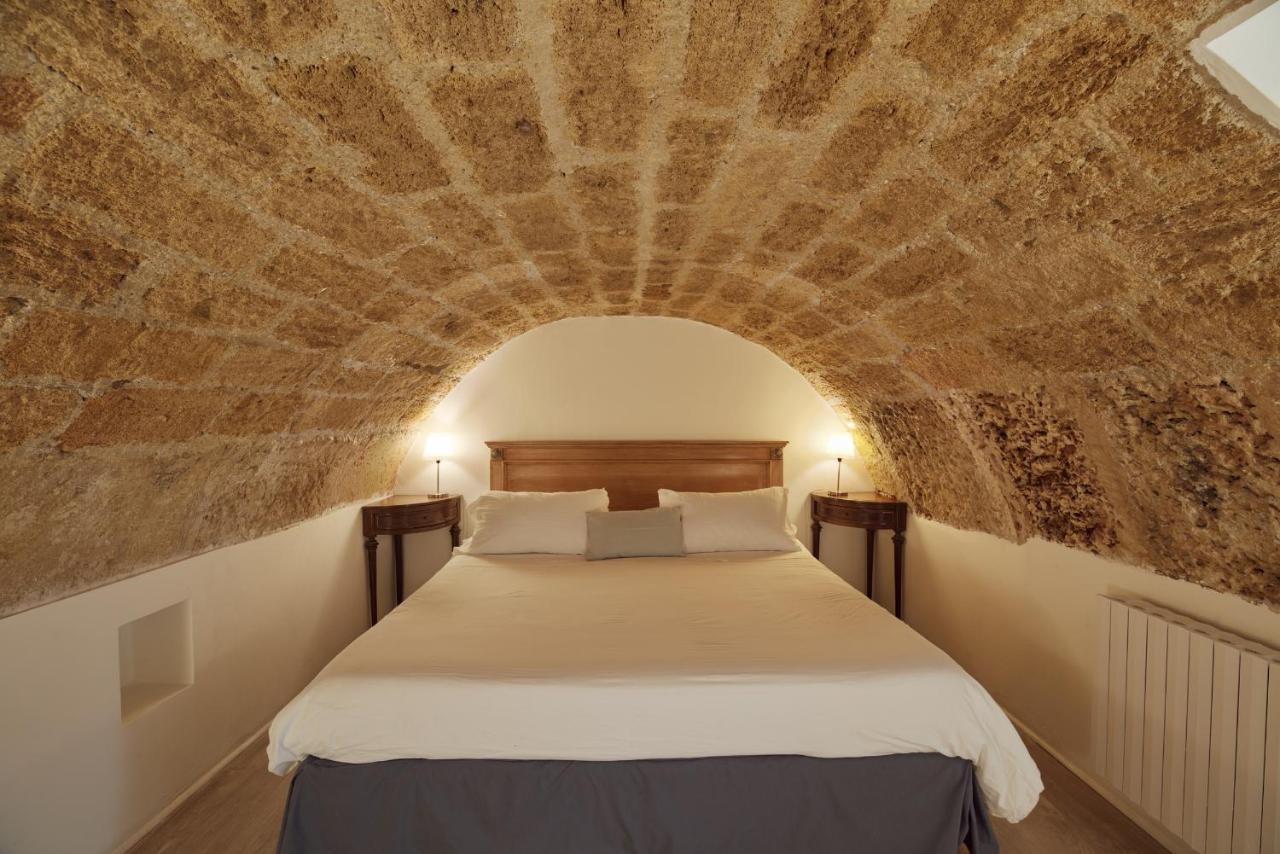 L' Hotellerie Easy Suites ปาแลร์โม ภายนอก รูปภาพ