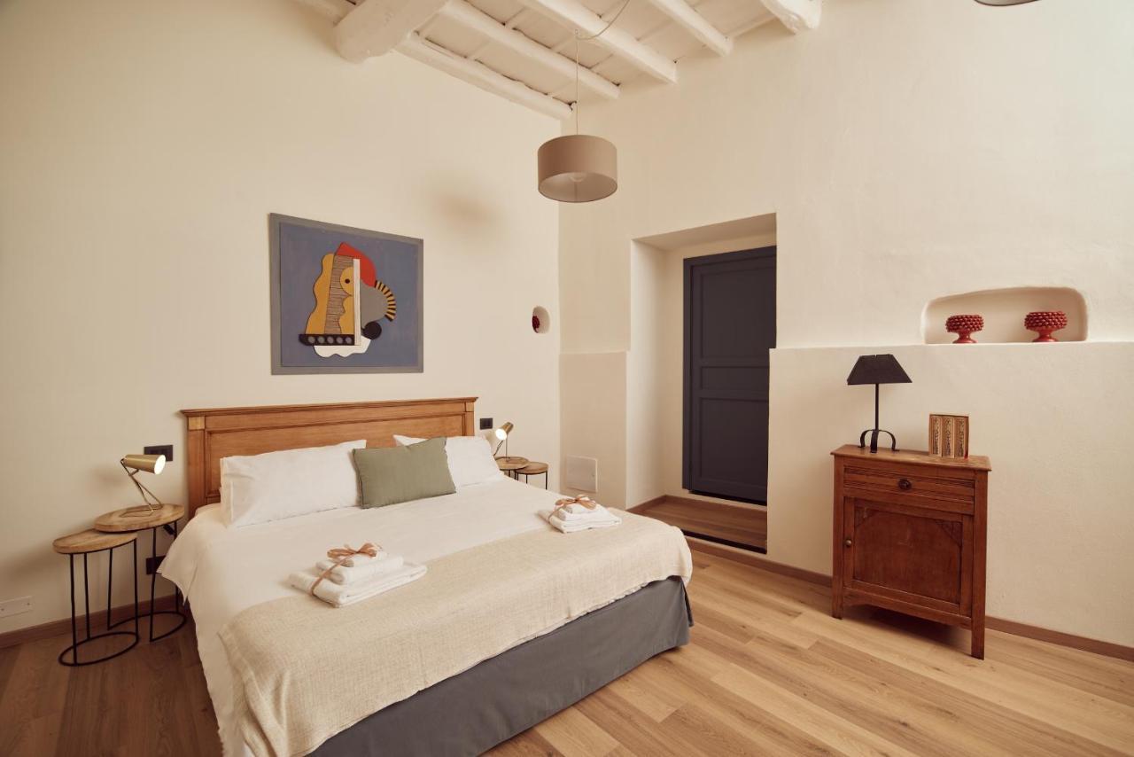 L' Hotellerie Easy Suites ปาแลร์โม ภายนอก รูปภาพ