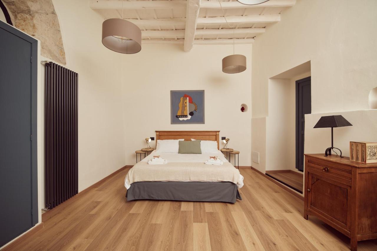 L' Hotellerie Easy Suites ปาแลร์โม ภายนอก รูปภาพ