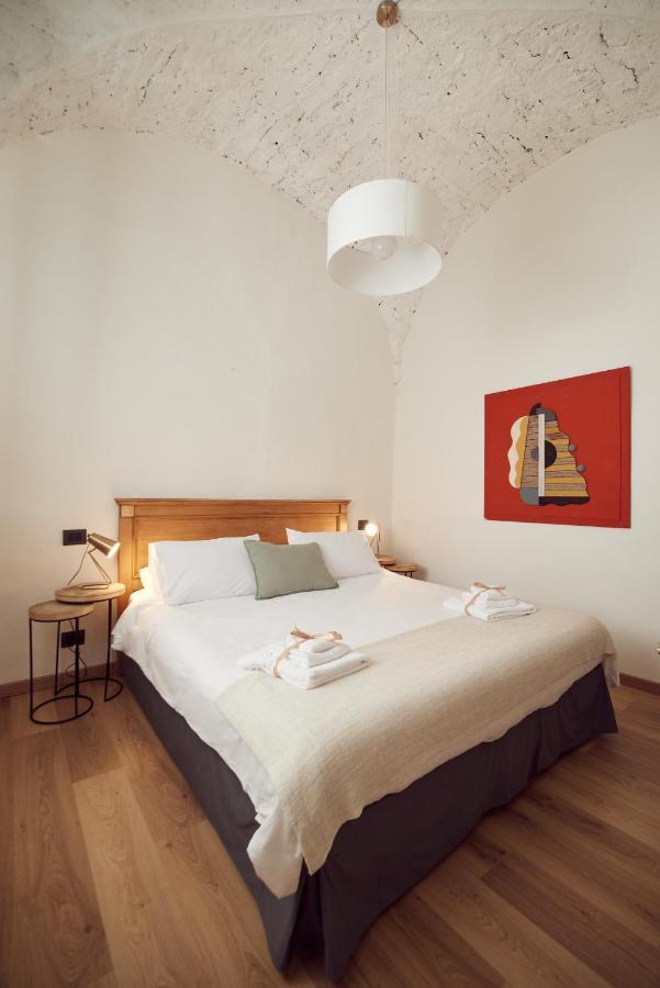 L' Hotellerie Easy Suites ปาแลร์โม ภายนอก รูปภาพ